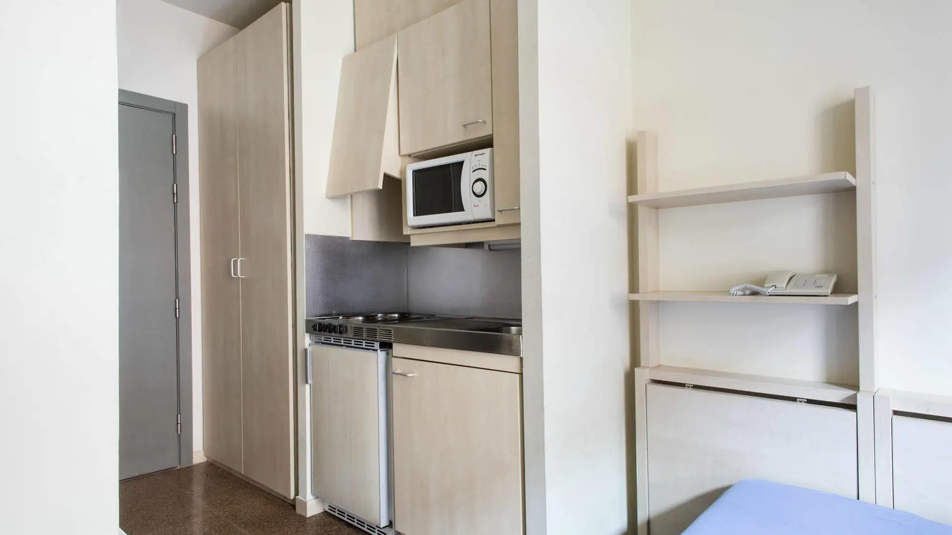 Residencia Universitaria Resa Blas De Otero Bilbao Spain